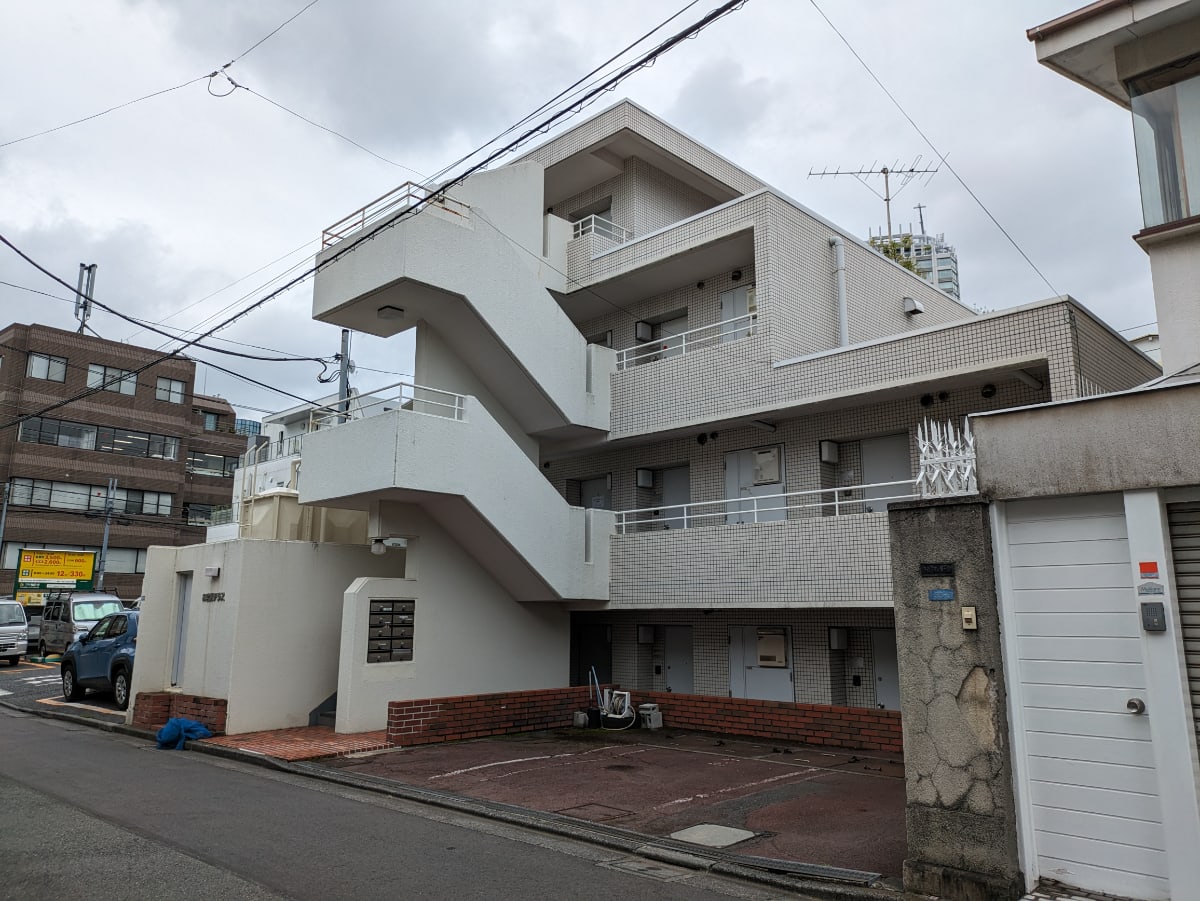 v20241221174033/fresh/building/J00100358505_11