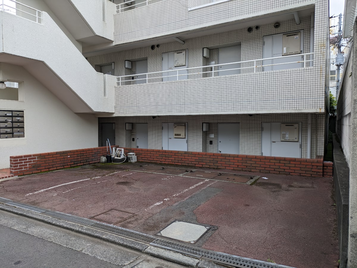 v20241221174033/fresh/building/J00100358505_14