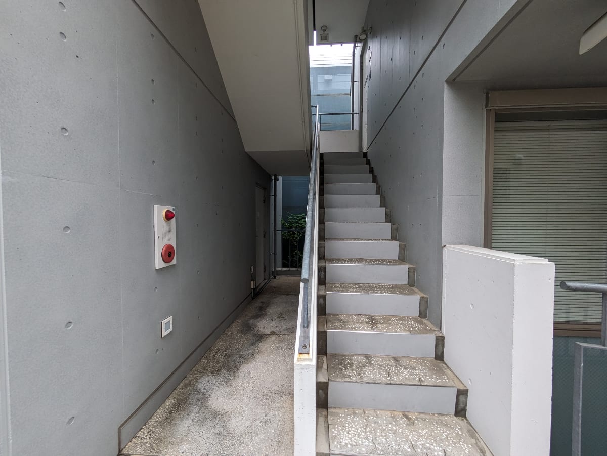 v20241221174033/fresh/building/J00100365822_4