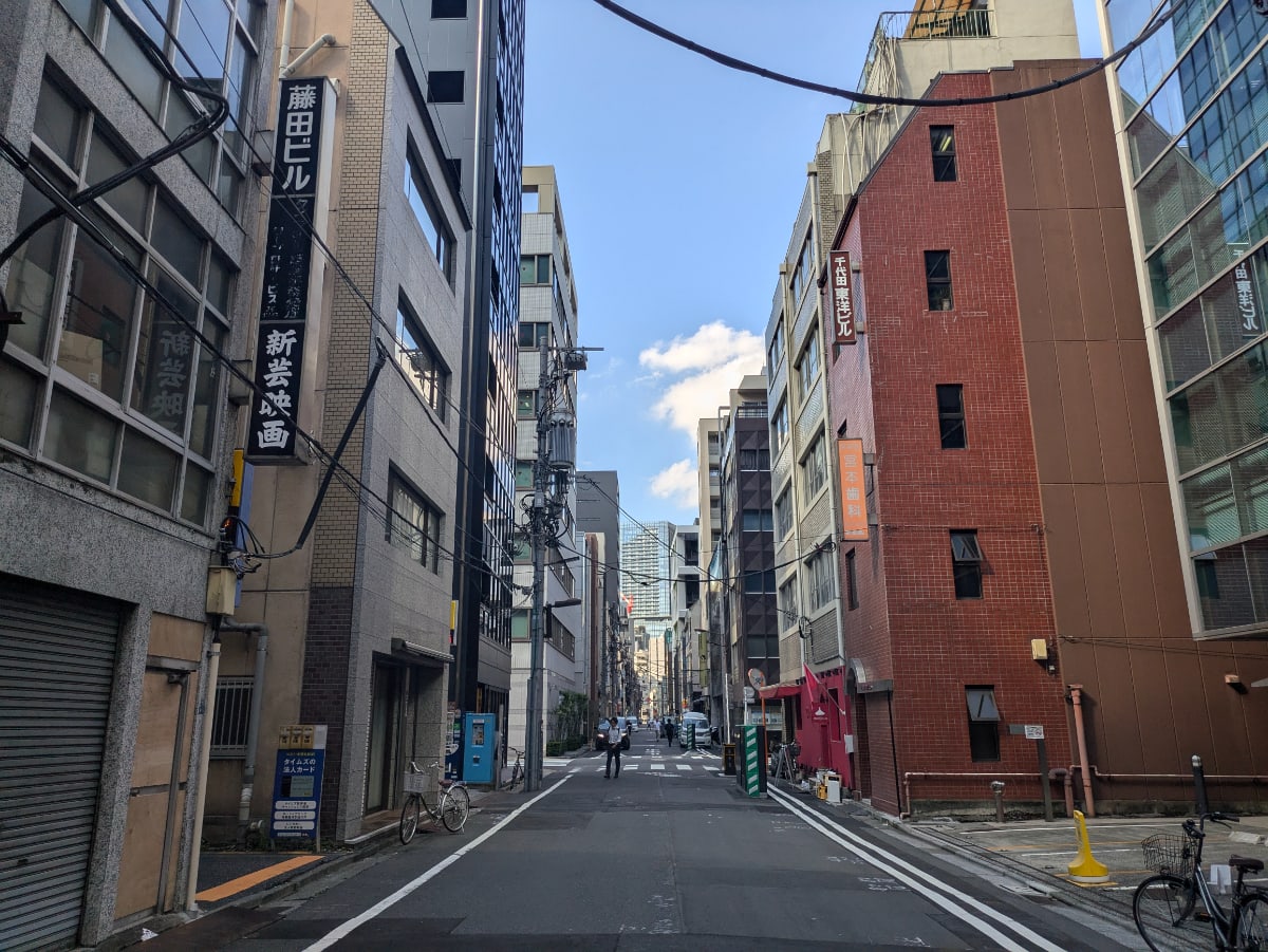 v20241228174028/fresh/building/J00100370591_2