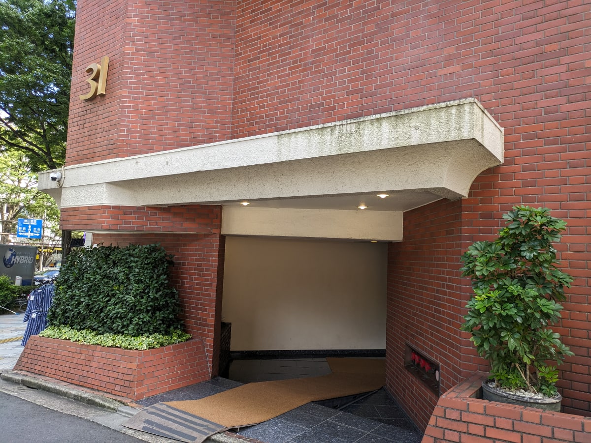 v20241230174040/fresh/building/J00100366031_3