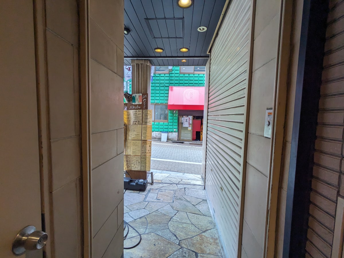 v20250103174032/fresh/building/J00100365021_12