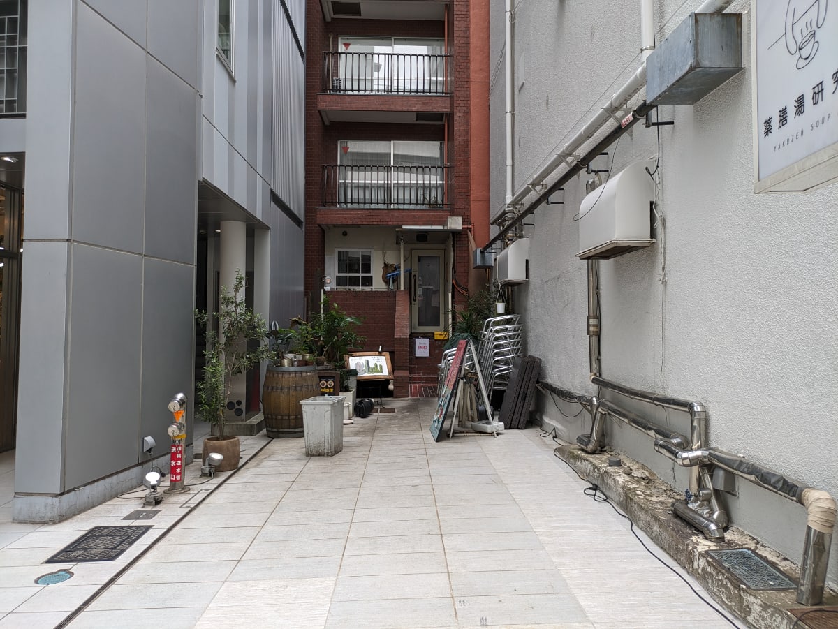 v20250105174028/fresh/building/J00100356526_8