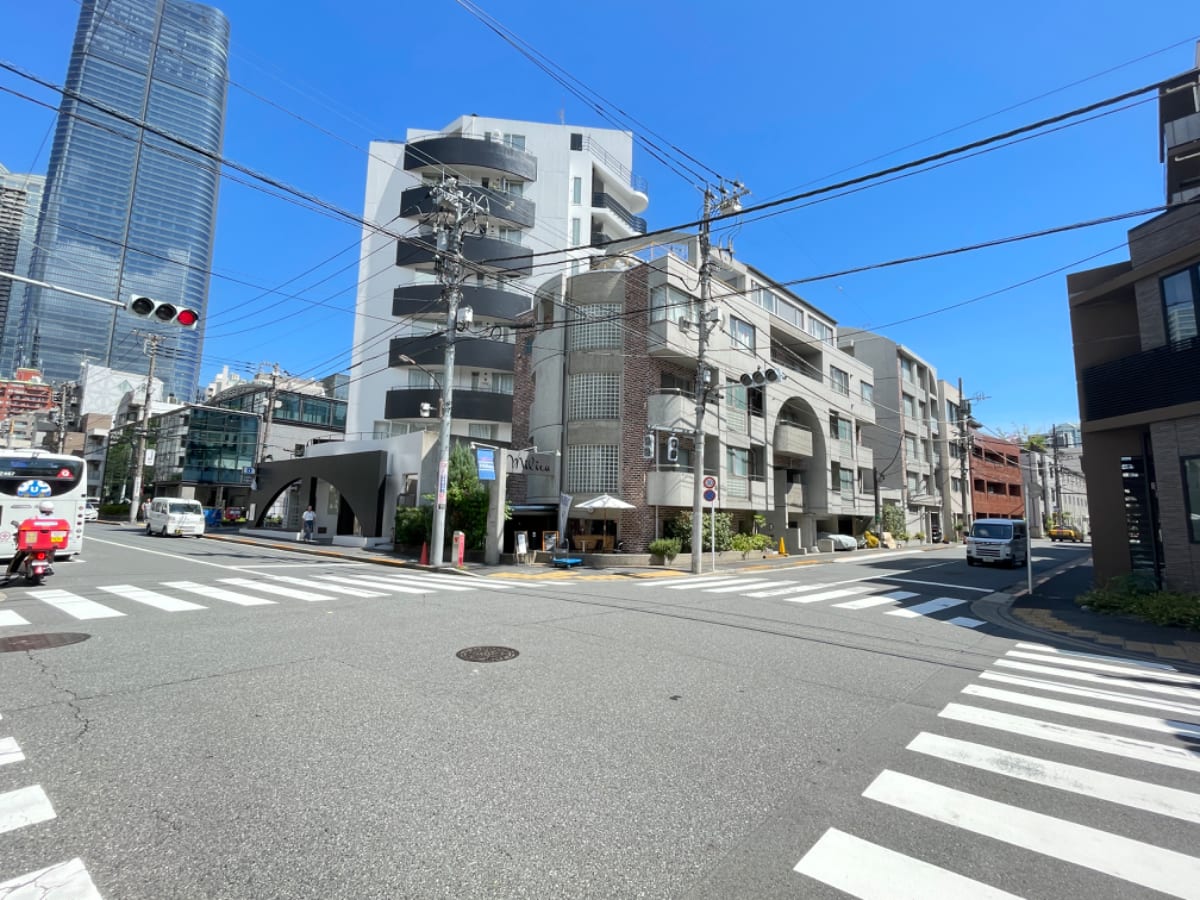 v20250105174028/fresh/building/J00100358924_2