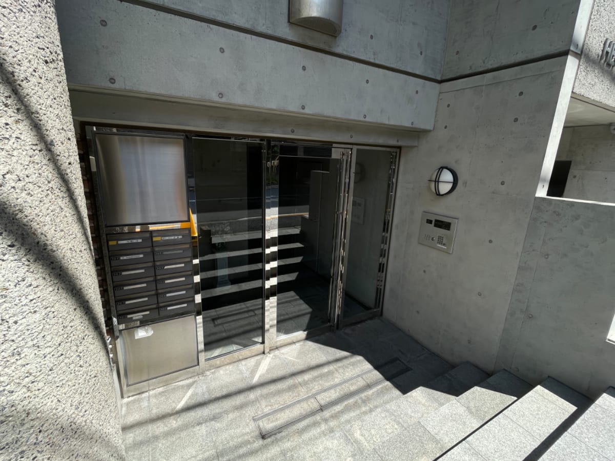 v20250105174028/fresh/building/J00100358924_3