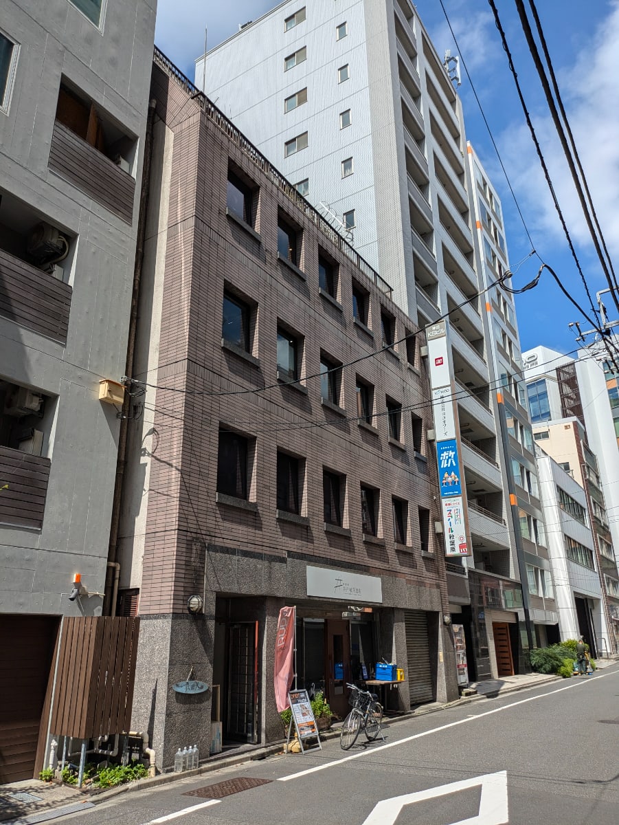 v20250105174028/fresh/building/J00100359600_10