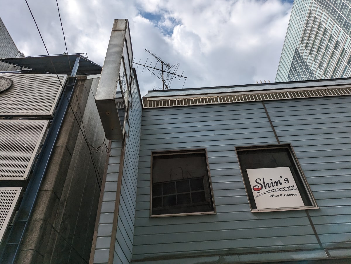 v20250106174059/fresh/building/J00100366267_10
