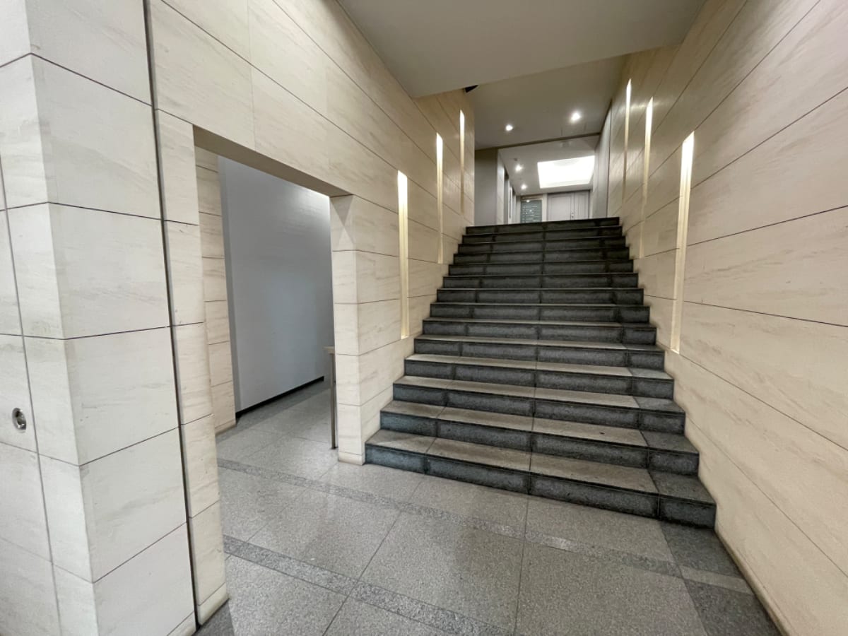 v20250110174108/fresh/building/J00100360485_5