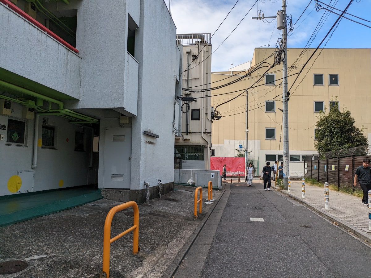v20250111174029/fresh/building/J00100369978_8
