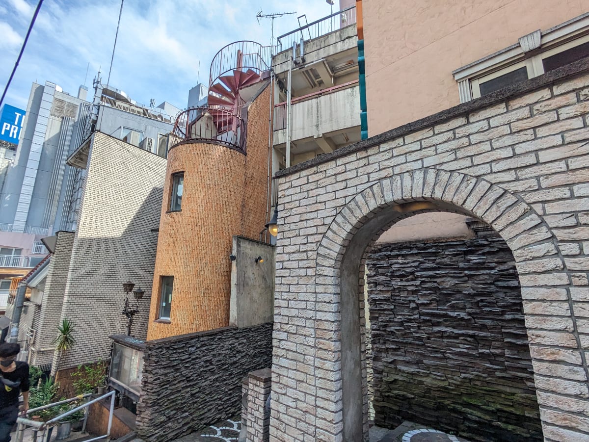 v20250114174113/fresh/building/J00100356524_5