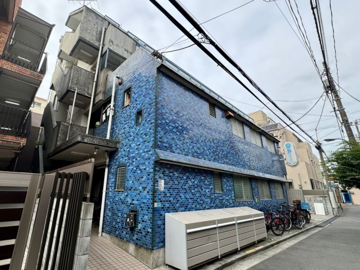 v20250114174113/fresh/building/J00100356989_6