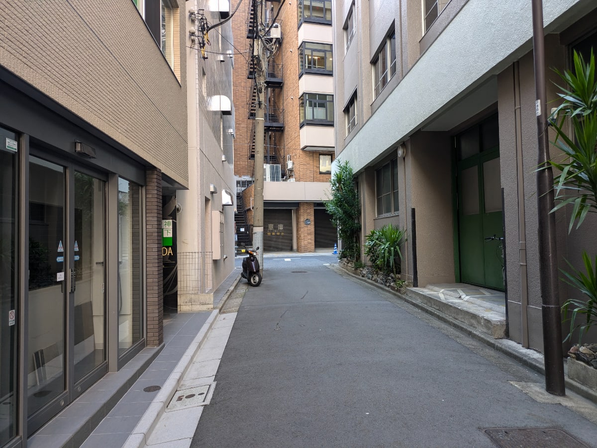 v20250114174113/fresh/building/J00100359860_12