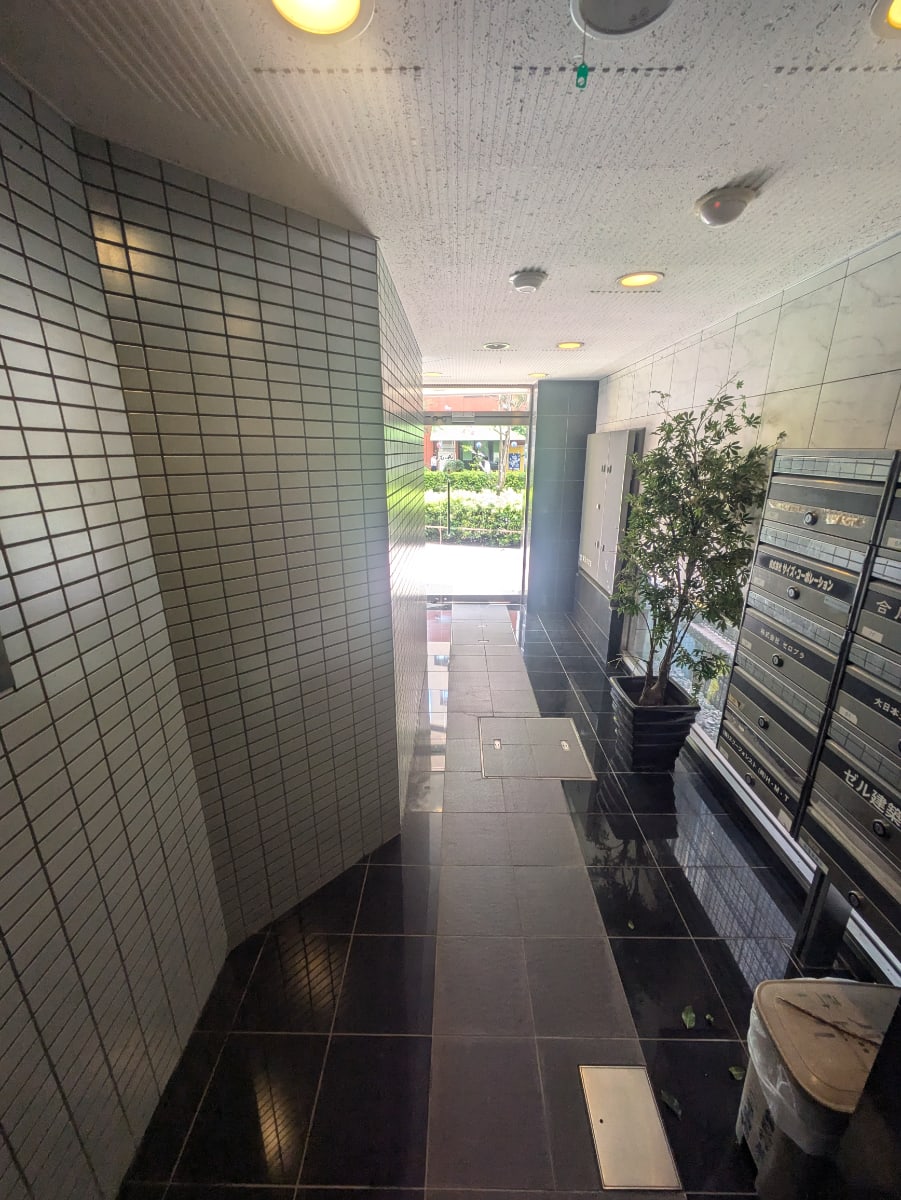 v20250116174104/fresh/building/J00100363420_8