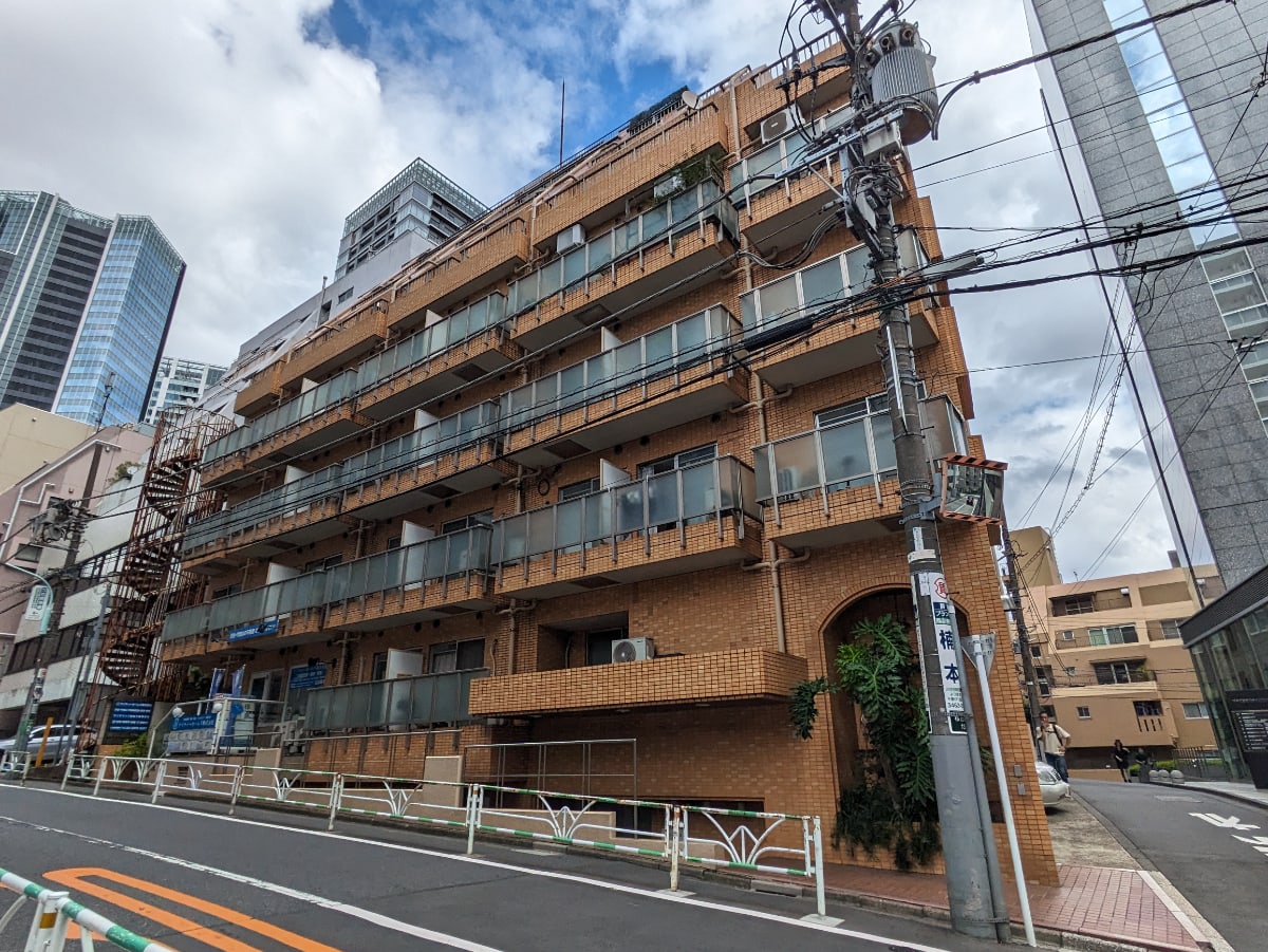 v20250117174112/fresh/building/J00100366923_6