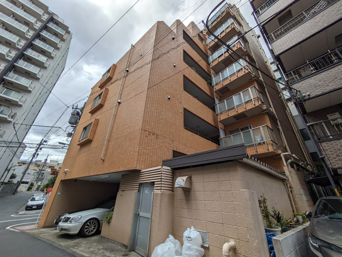 v20250117174112/fresh/building/J00100366923_7