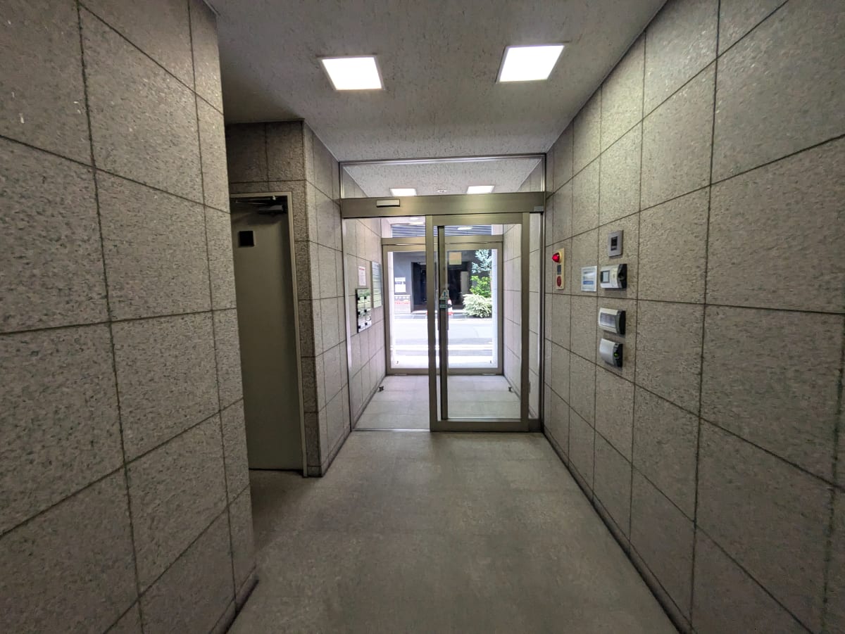 v20250117174112/fresh/building/J00100368305_9