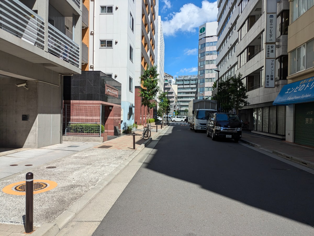 v20250224174033/fresh/building/J00100364241_11