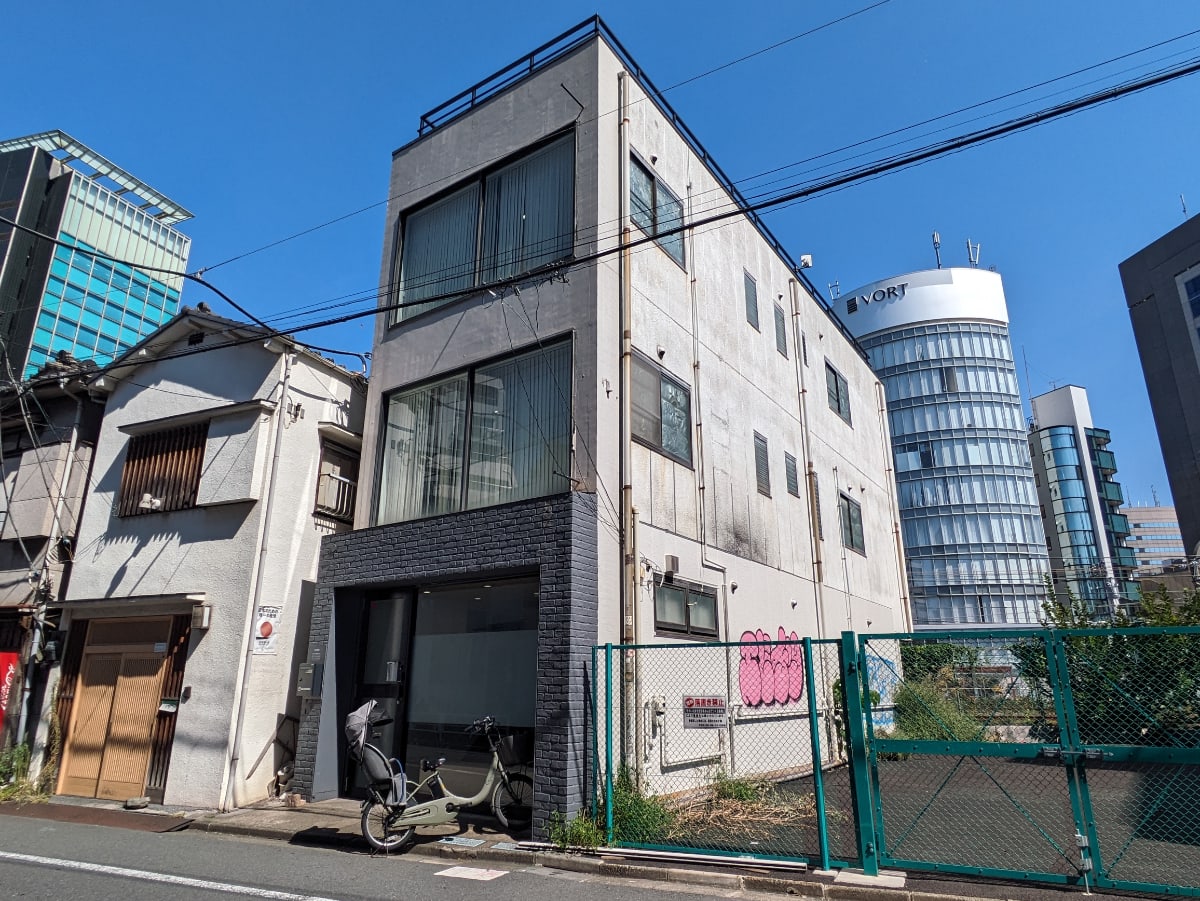v20250225174109/fresh/building/J00100363086_6