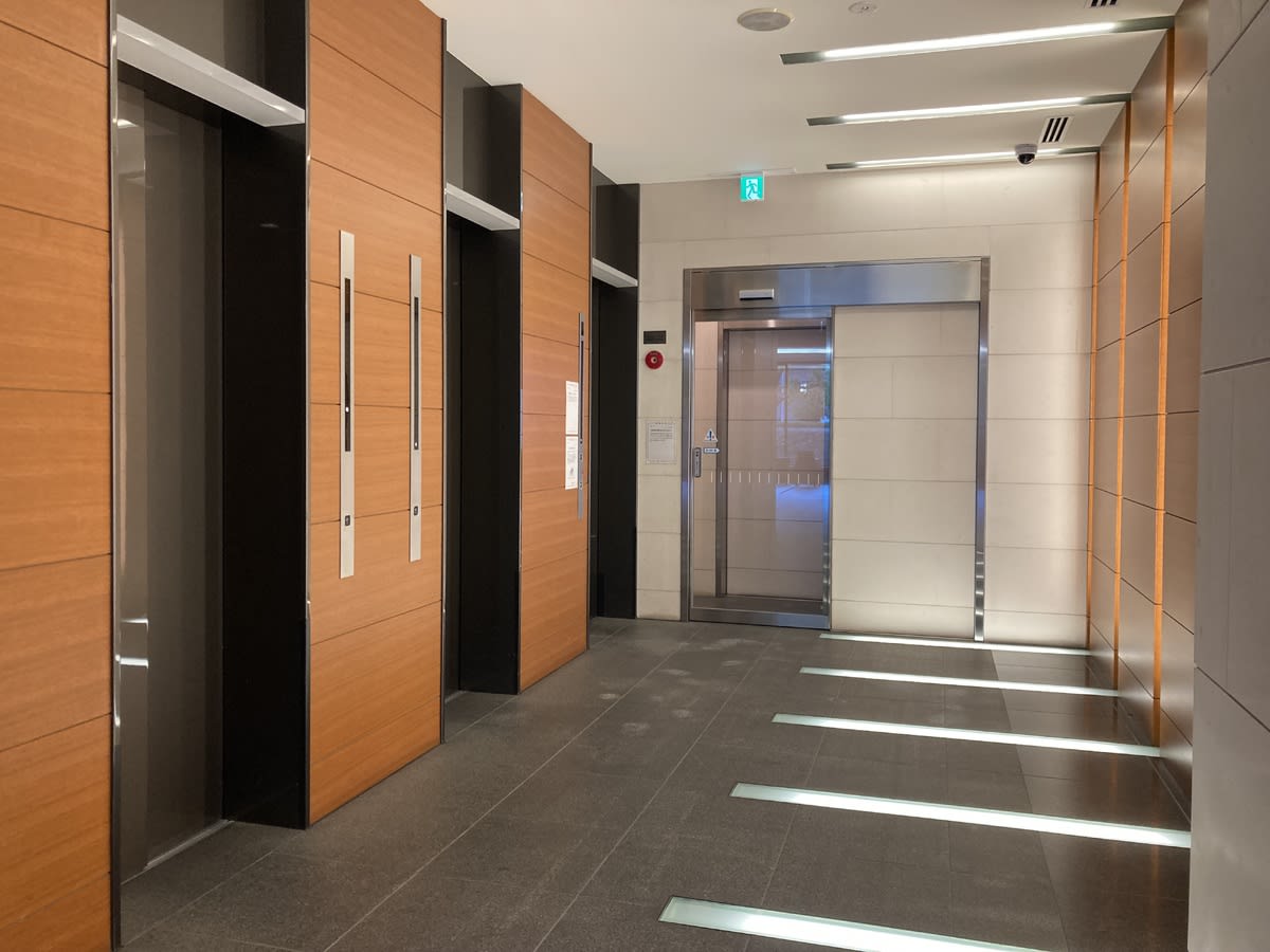 v20250303174104/fresh/building/J00100361355_11