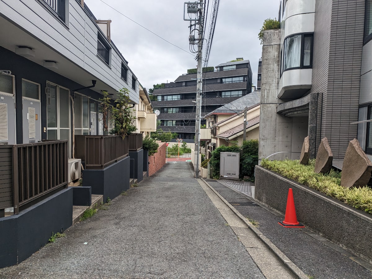 v20250303174104/fresh/building/J00100365492_2