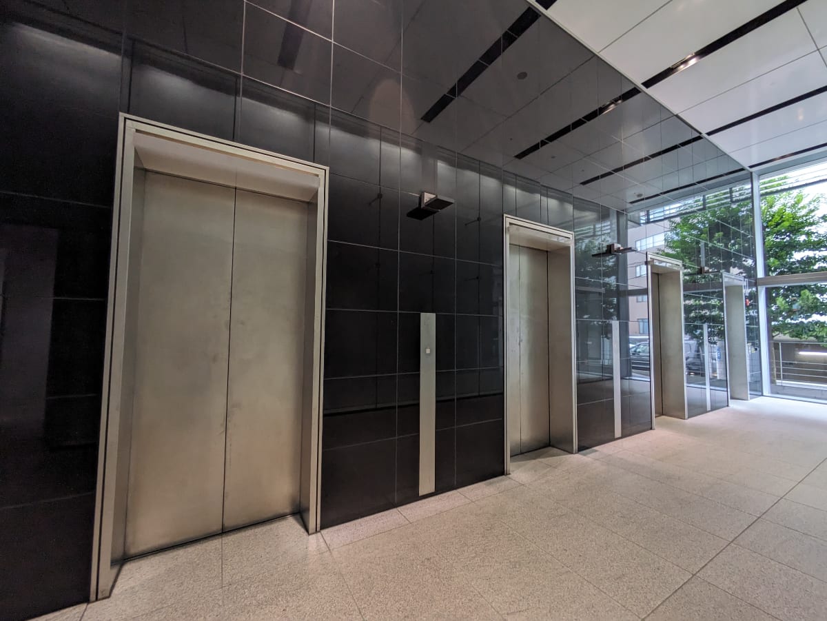 v20250305174101/fresh/building/J00100364110_4