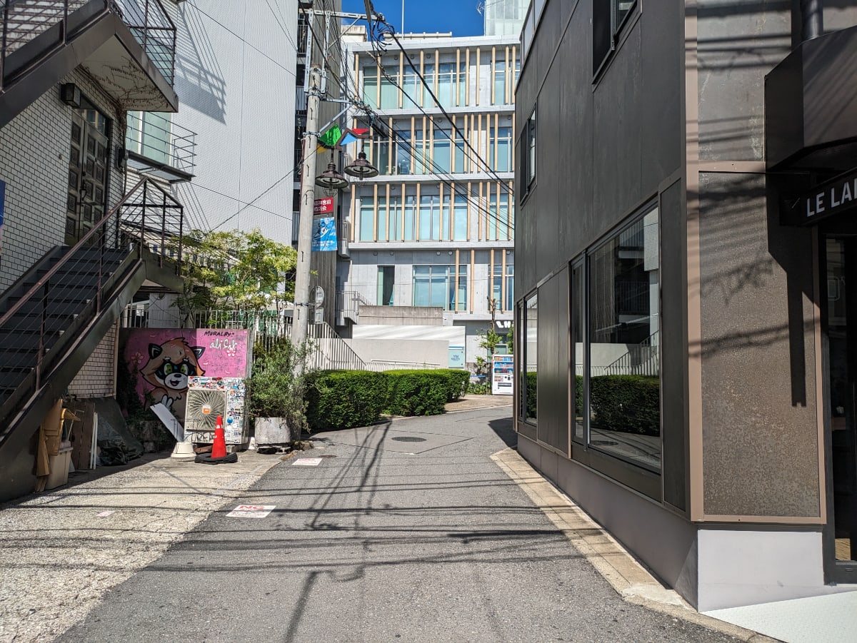 v20250305174101/fresh/building/J00100366311_8
