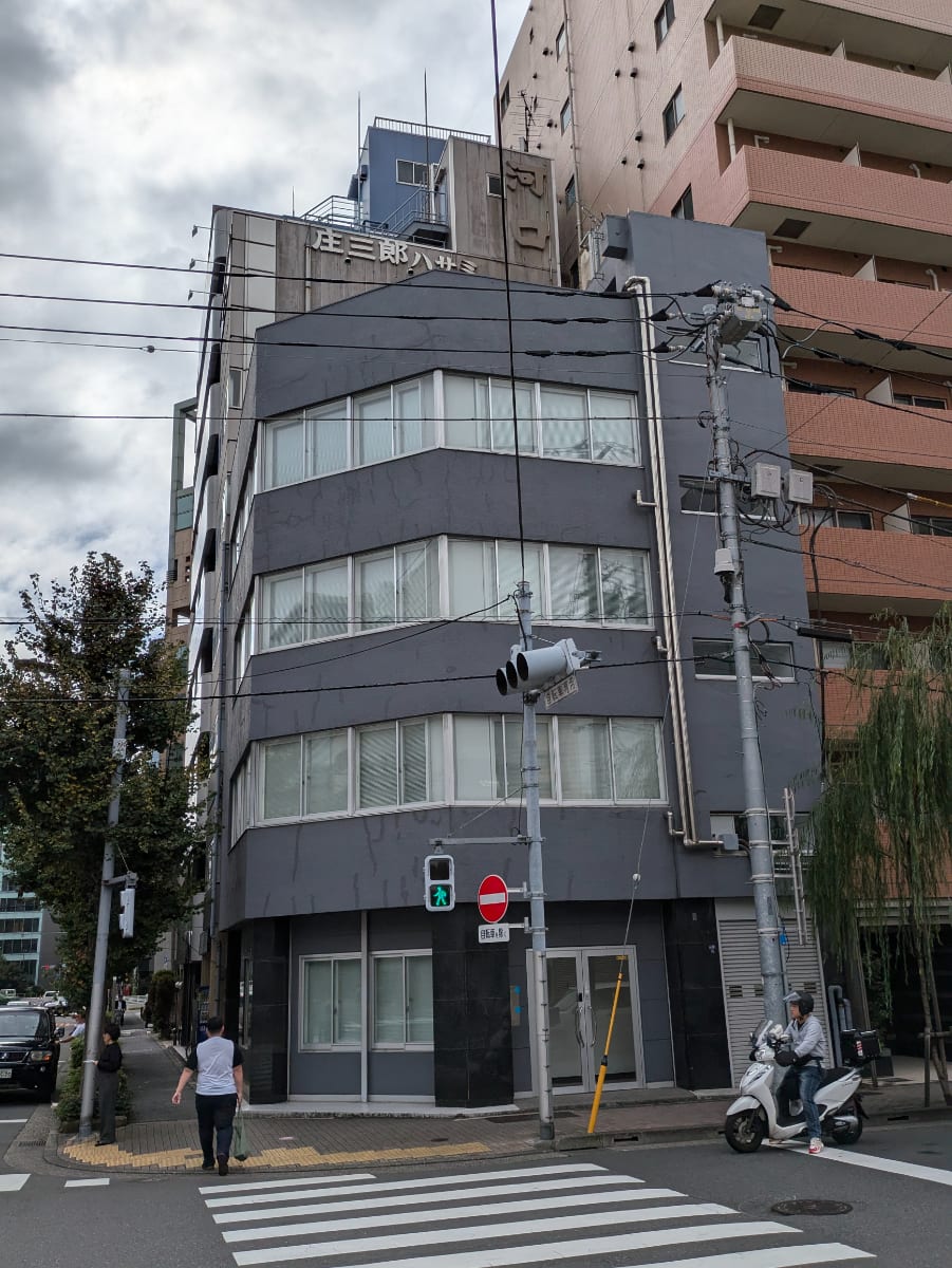 v20250305174101/fresh/building/J00100370188_1