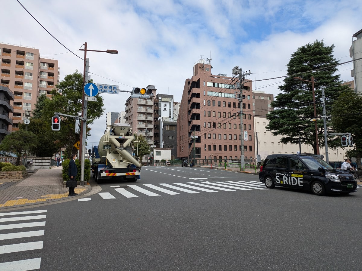 v20250305174101/fresh/building/J00100370188_8