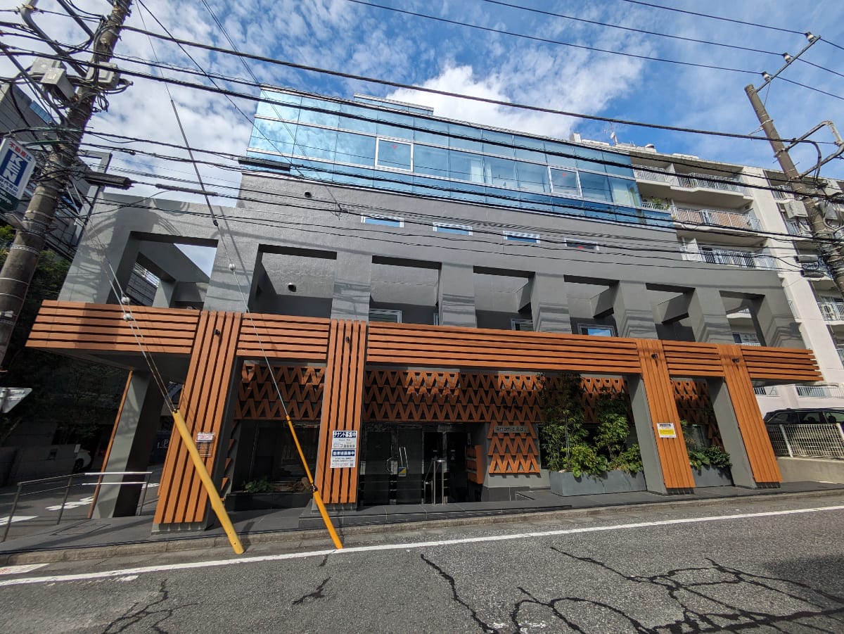 v20250307174110/fresh/building/J00100356522_6