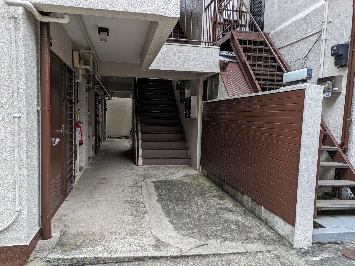 v20250312174057/fresh/building/J00100366696_3