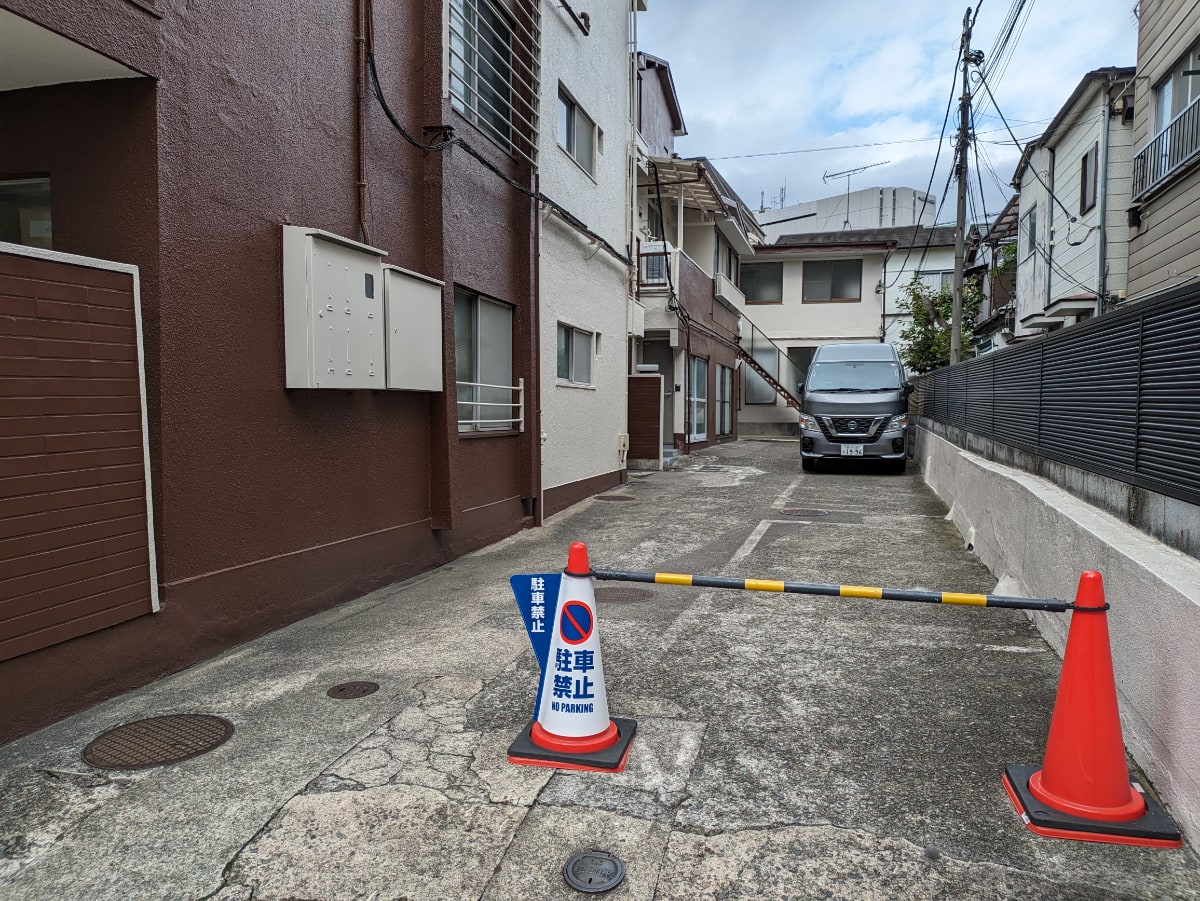 v20250312174057/fresh/building/J00100366696_8