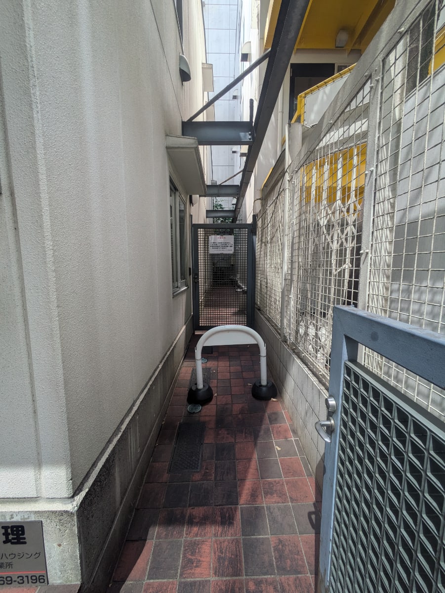 v20250312174058/fresh/building/J00100369649_11