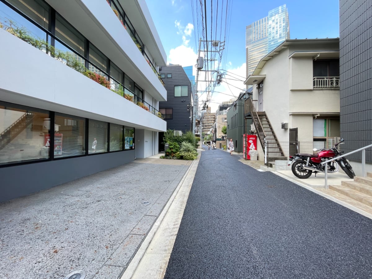 v20250316174027/fresh/building/J00100364083_2