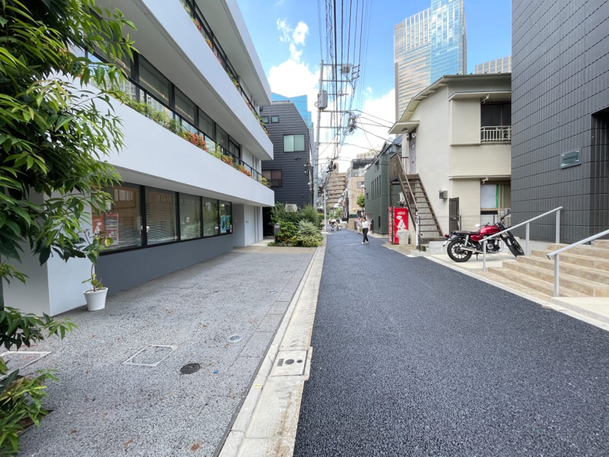 v20250316174027/fresh/building/J00100364083_7