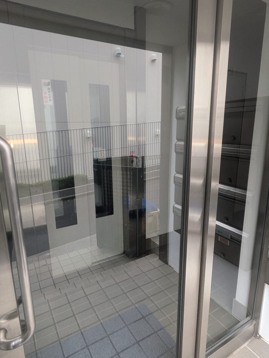 v20250319174131/fresh/building/J00100356800_7