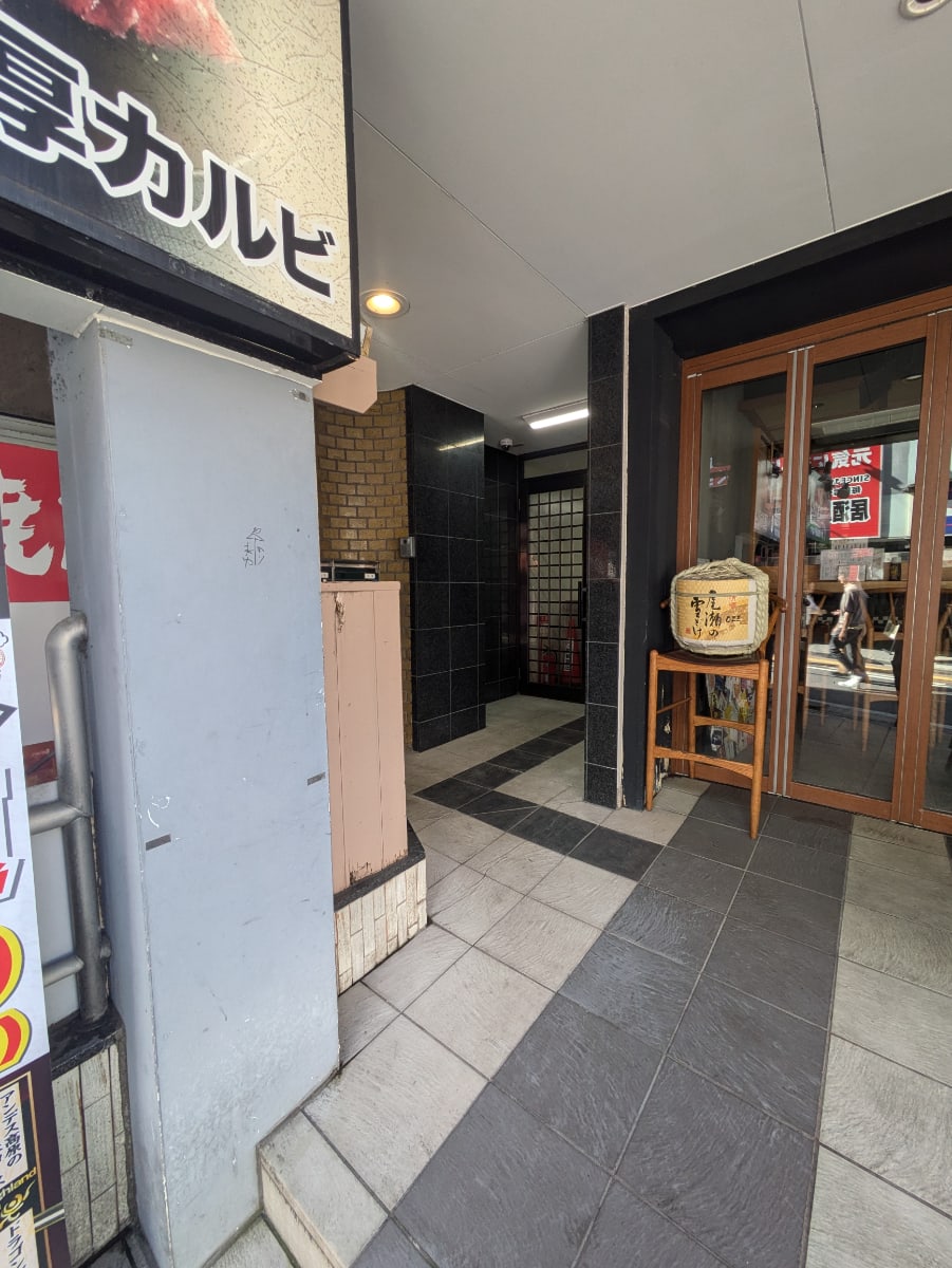 v20250319174131/fresh/building/J00100356810_15