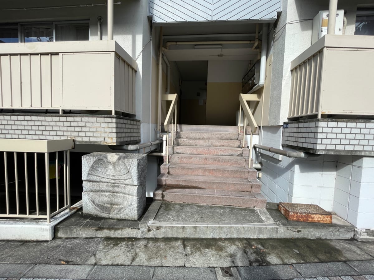 v20250319174131/fresh/building/J00100357083_3
