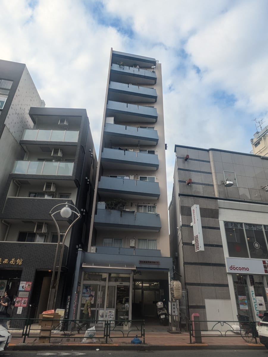 v20250319174131/fresh/building/J00100368410_7