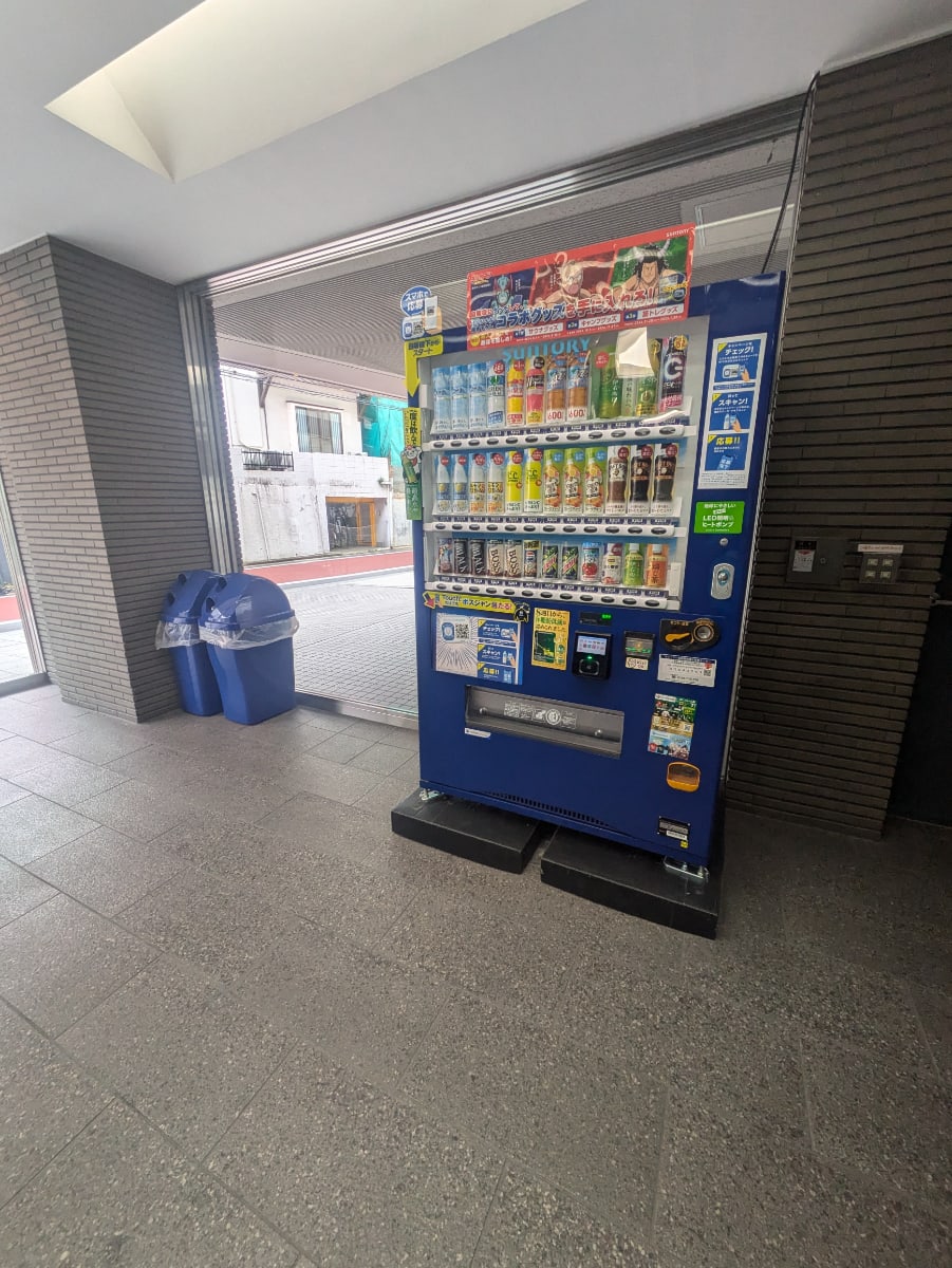 v20250319174131/fresh/building/J00100369075_10