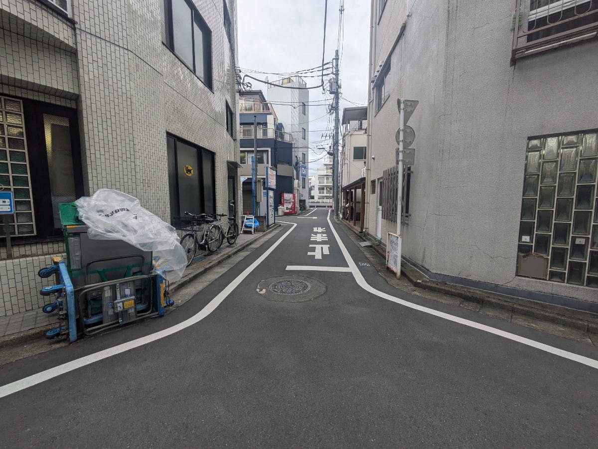 v20250324174119/fresh/building/J00100366425_2
