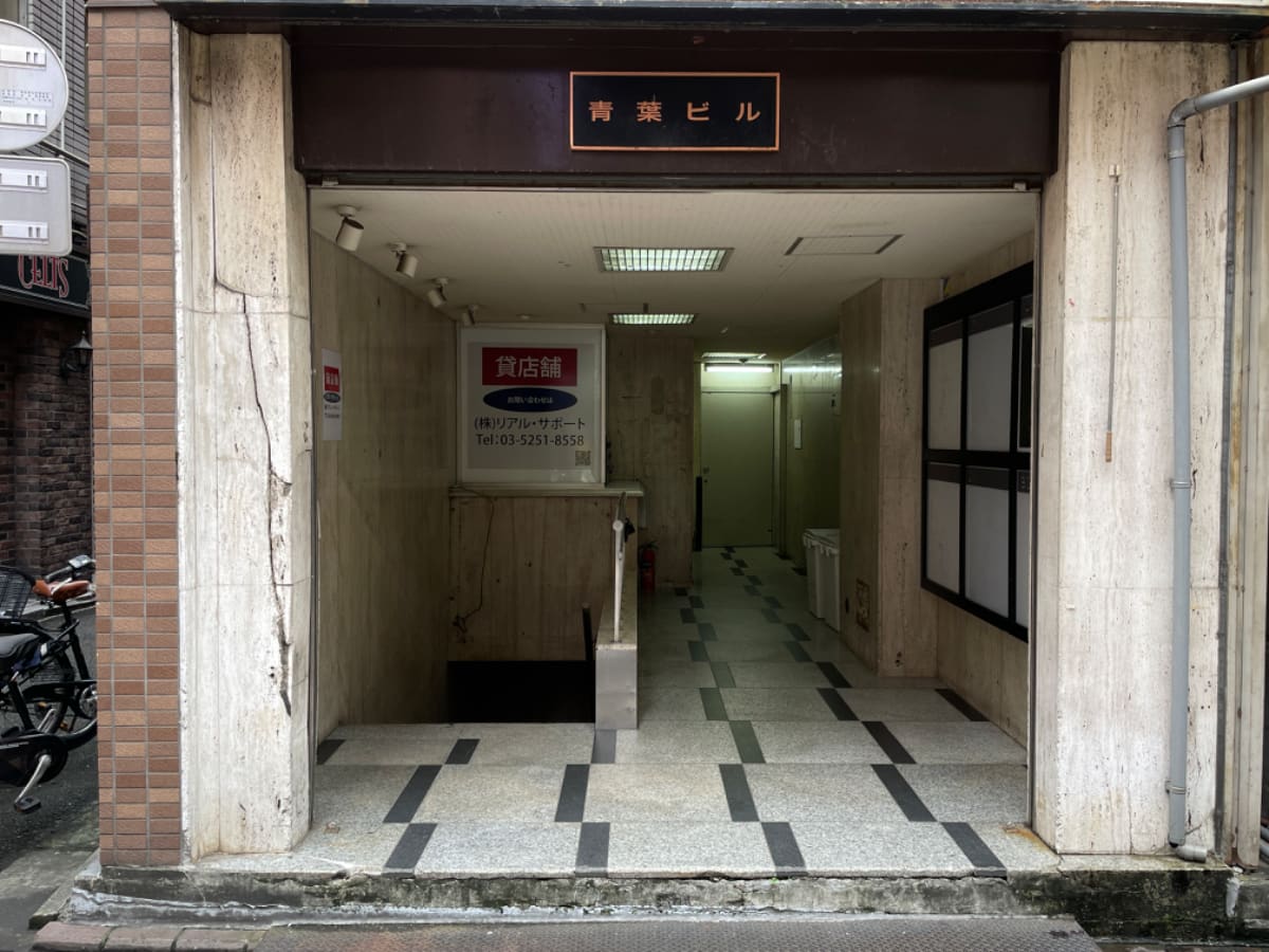 v20250324174119/fresh/building/J00100367834_3