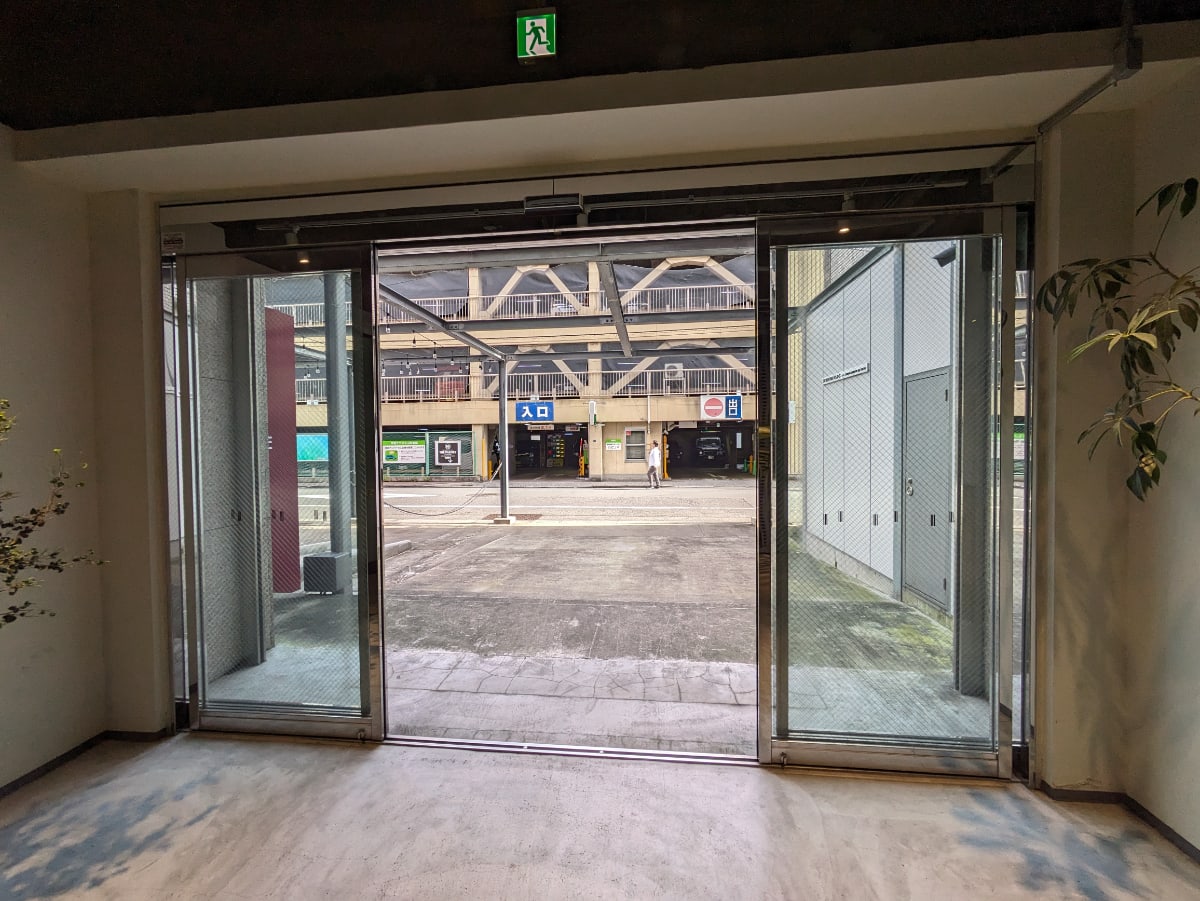 v20250326174120/fresh/building/J00100366866_66