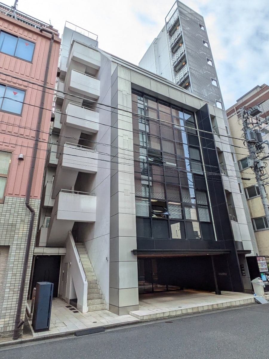 v20250402150806/fresh/building/J00100367272_17