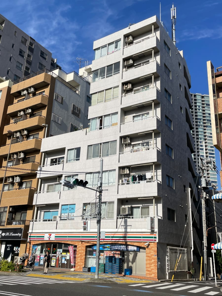 v20250403150658/fresh/building/J00100357072_12