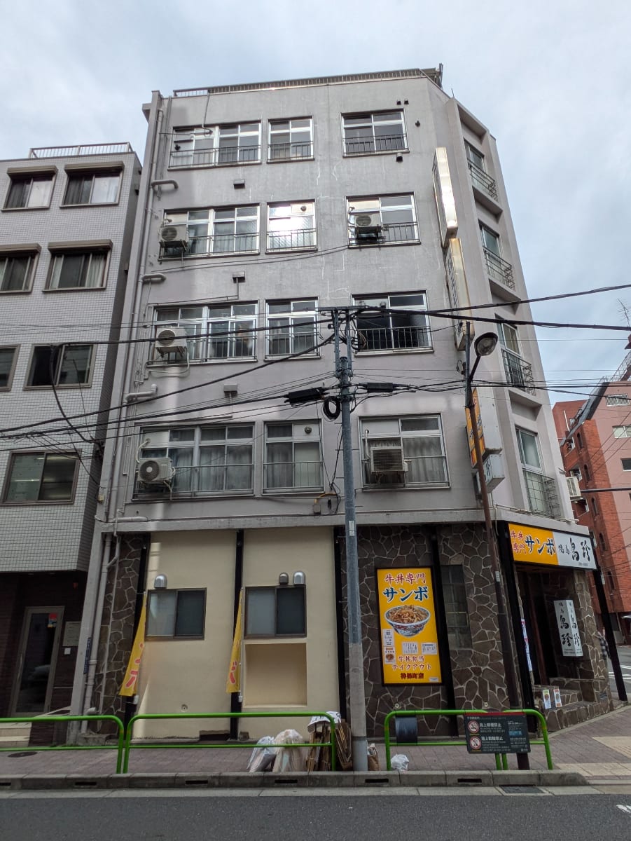 v20250403150658/fresh/building/J00100357429_6