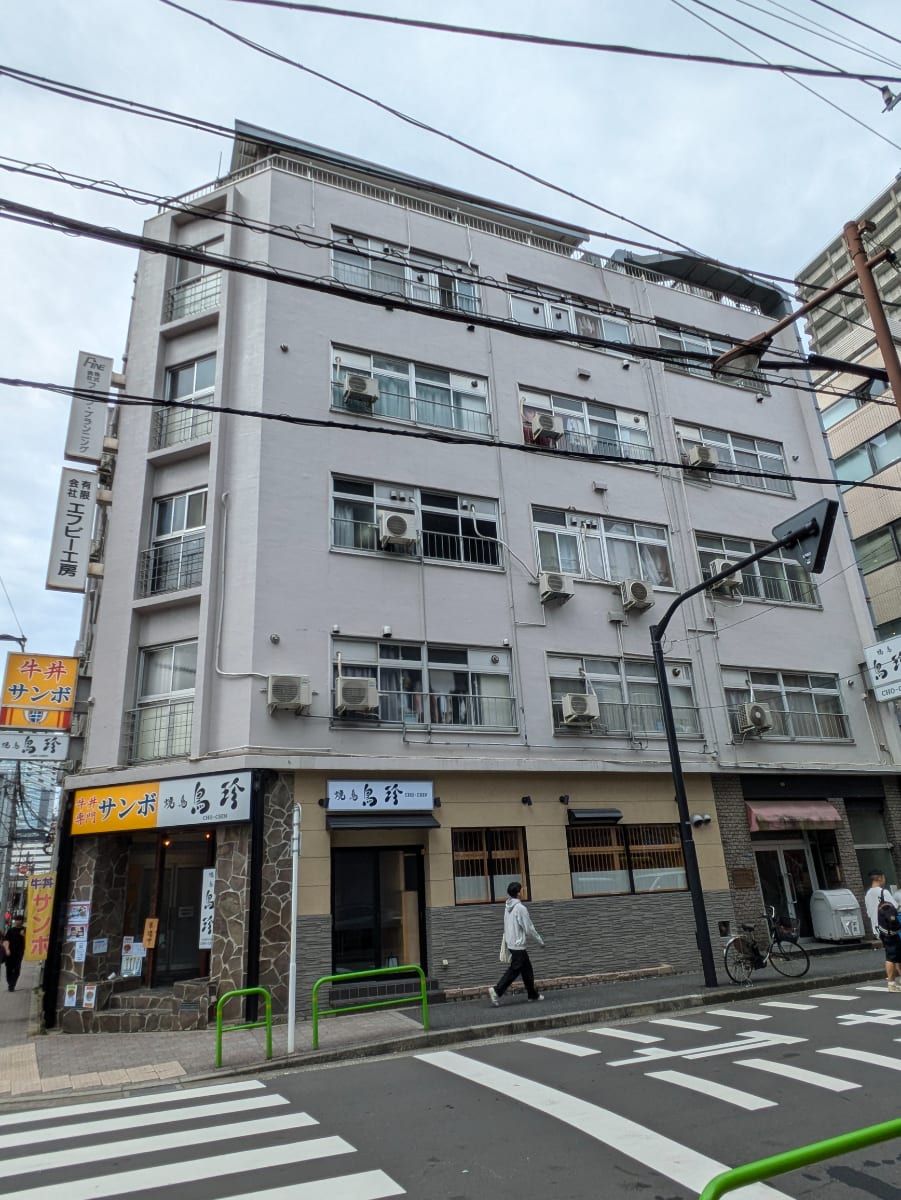 v20250403150658/fresh/building/J00100357429_7