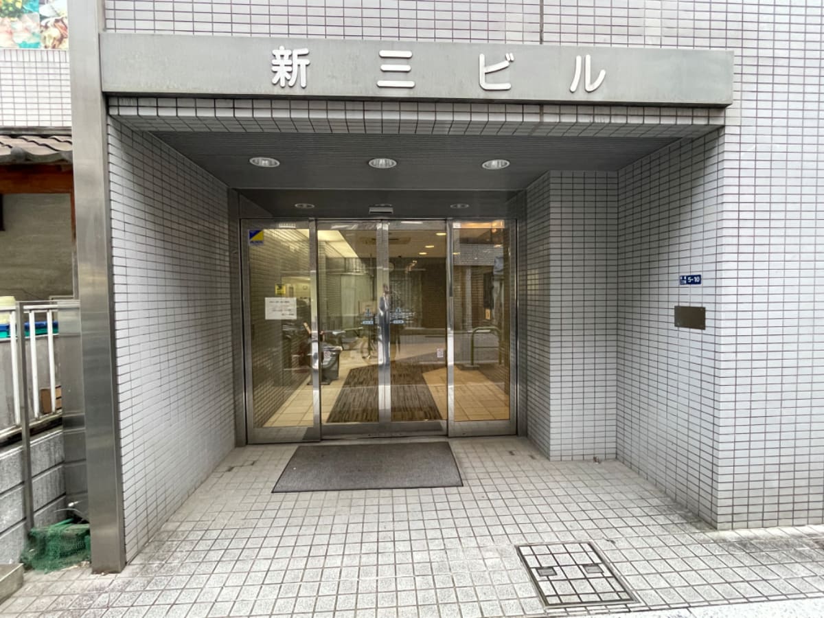 v20250403150658/fresh/building/J00100370657_3