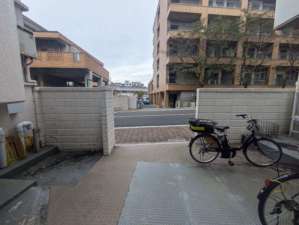 v20250403150658/fresh/building/J00100411617_7