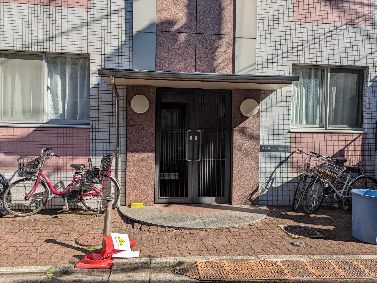 v20250409150752/fresh/building/J00100367800_3