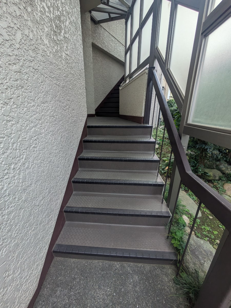 v20250413150543/fresh/building/J00100356906_10